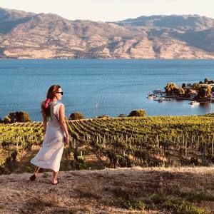 Meet your Posher, Anastasia